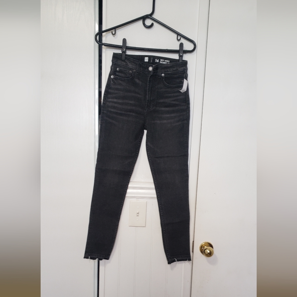 GAP Black High-Rise Ankle Jeans